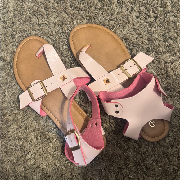 Sandals - Picture 2 of 3